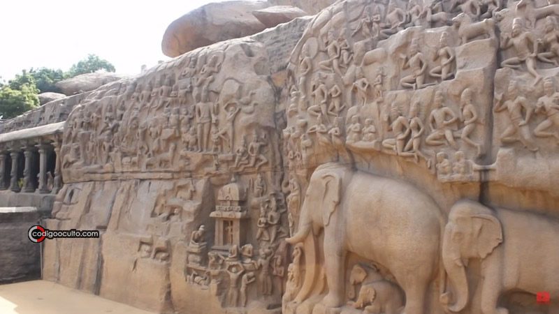 Antigua escultura en india