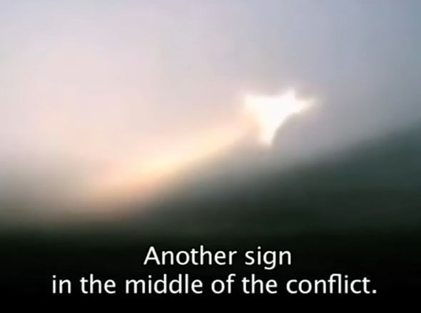 En junio del 2015 un objeto luminoso se "transforma en cruz"