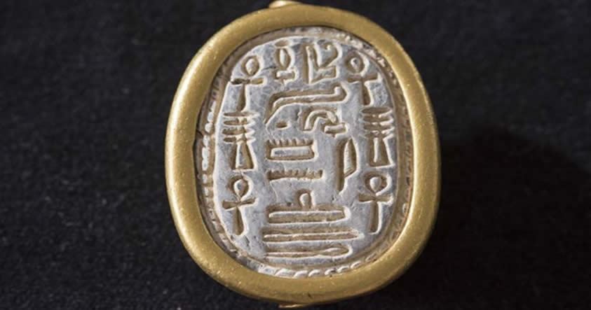 Descubren en Israel un singular sello escarabeo egipcio de la XIII dinastía