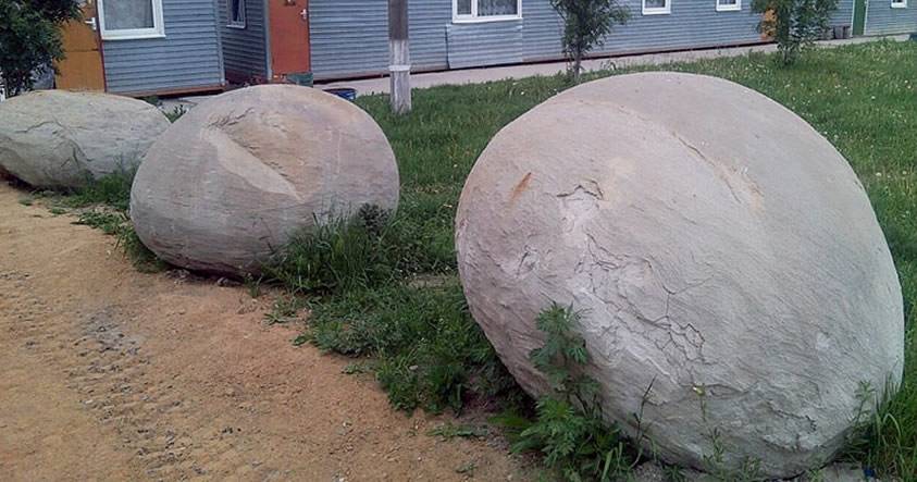 Descubren en mina de Siberia unas colosales esferas que cambian de color