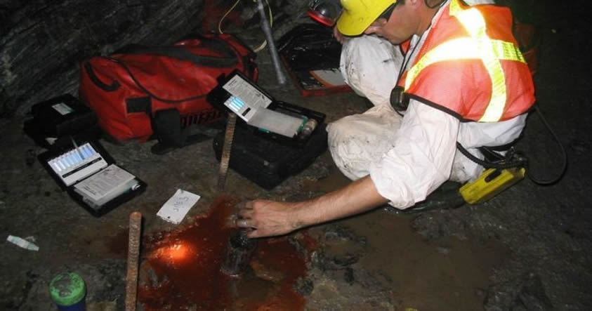 Impresionante: Encuentran agua de hace dos mil millones de años en una mina de Canadá