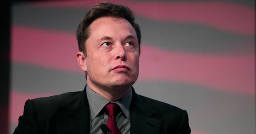 Elon Musk: «O los humanos nos fusionamos con las máquinas, o ellas nos superarán»