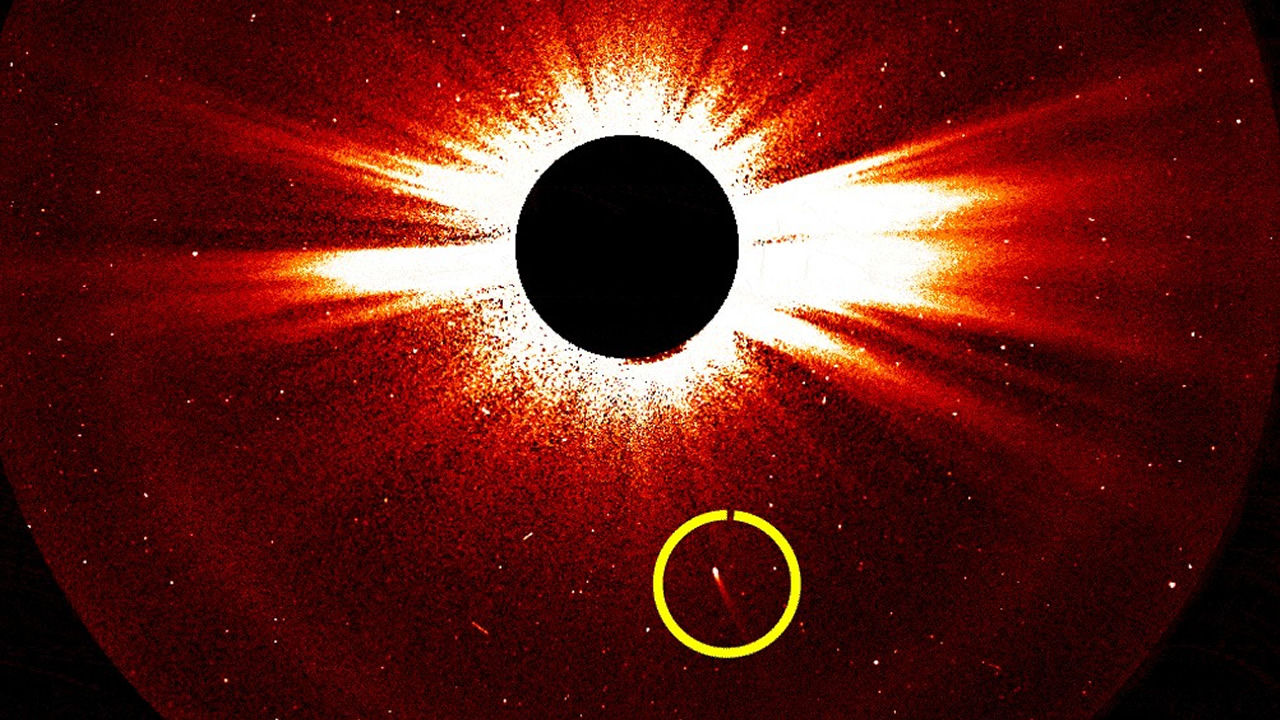 Telescopios espaciales captan un cometa «rozando» el Sol