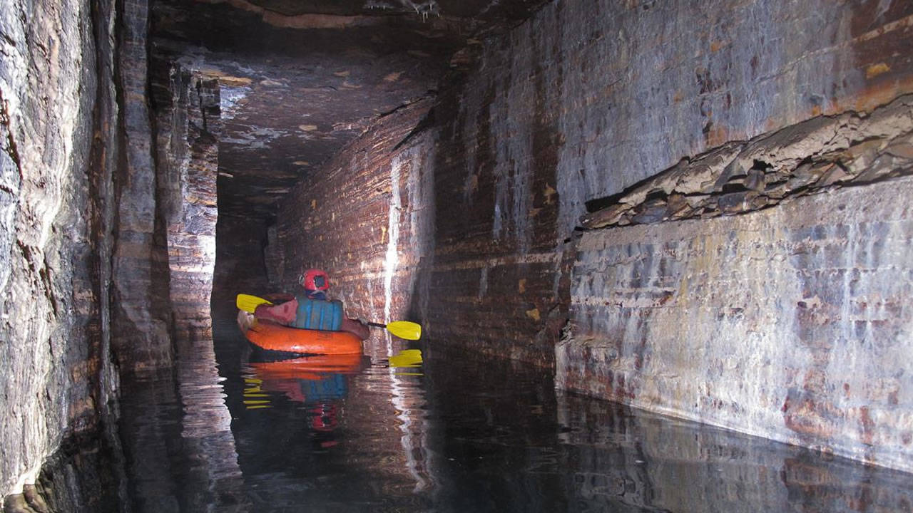 Hallan un sistema de cuevas subterráneas de la Edad de Hielo en Canadá