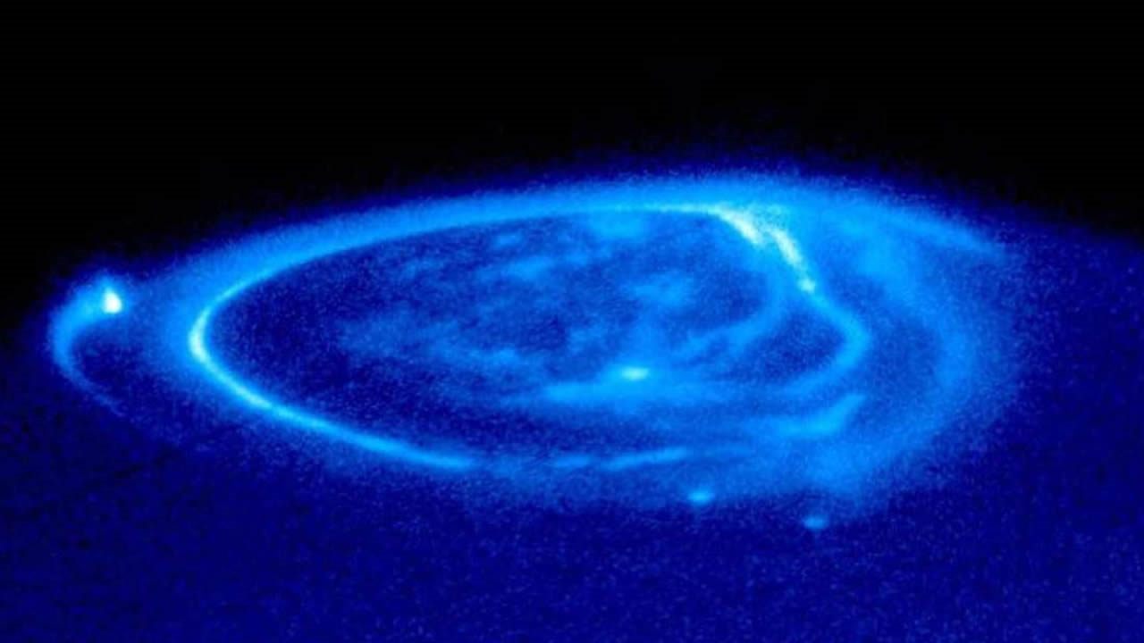 Lunas de Júpiter están causando algo realmente extraño en sus auroras