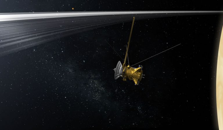 La «lluvia de anillos» en Saturno posee compuestos orgánicos y es más intensa de lo pensado La «lluvia de anillos» en Saturno posee compuestos orgánicos y es más intensa de lo pensado