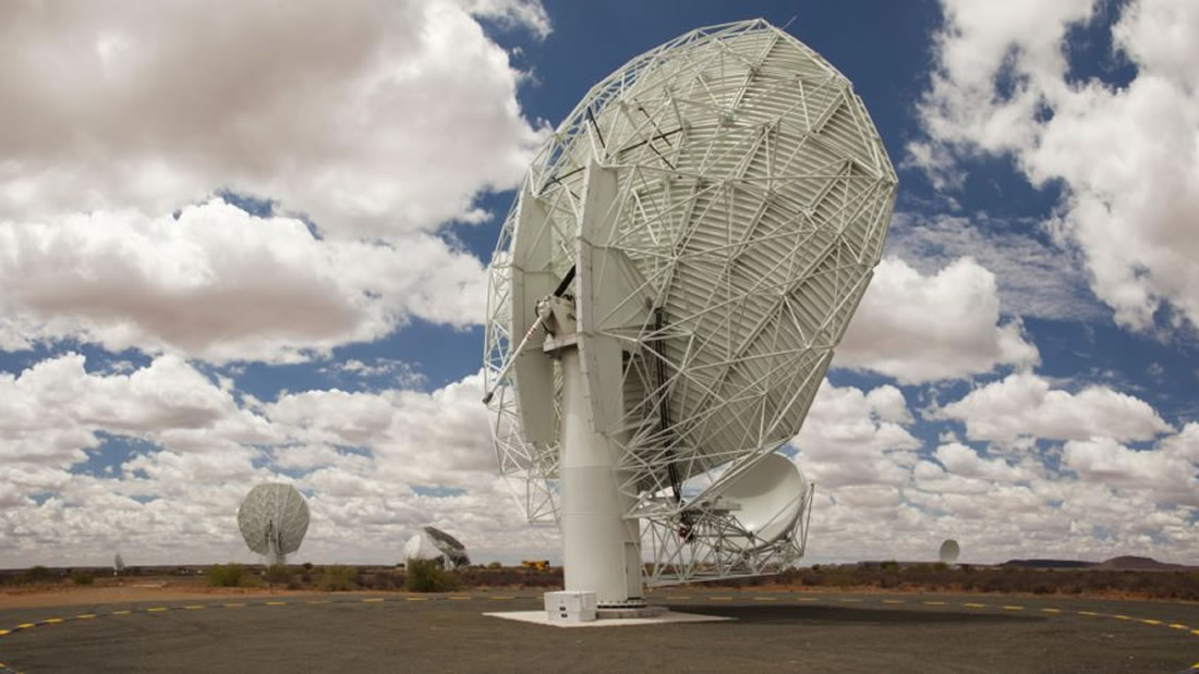 MeerKAT: El radiotelescopio más grande del mundo inicia la búsqueda de vida extraterrestre