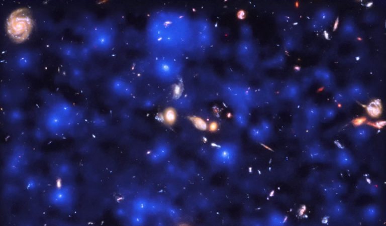 Revelan que la mayor parte del cielo nocturno es invisiblemente brillante Revelan que la mayor parte del cielo nocturno es invisiblemente brillante