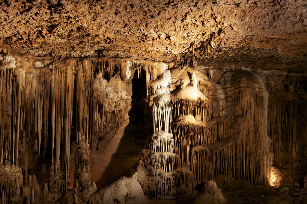 Otras de las hermosas cuevas de Arkansas: Blanchard Springs