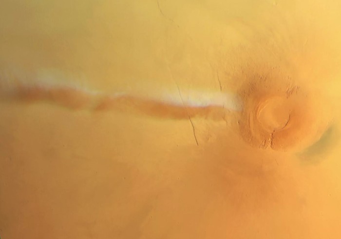 La High Resolution Stereo Camerab a bordo del Mars Express de la ESA mostró una imagen de esta curiosa formación de nubes el 21 de septiembre de 2018