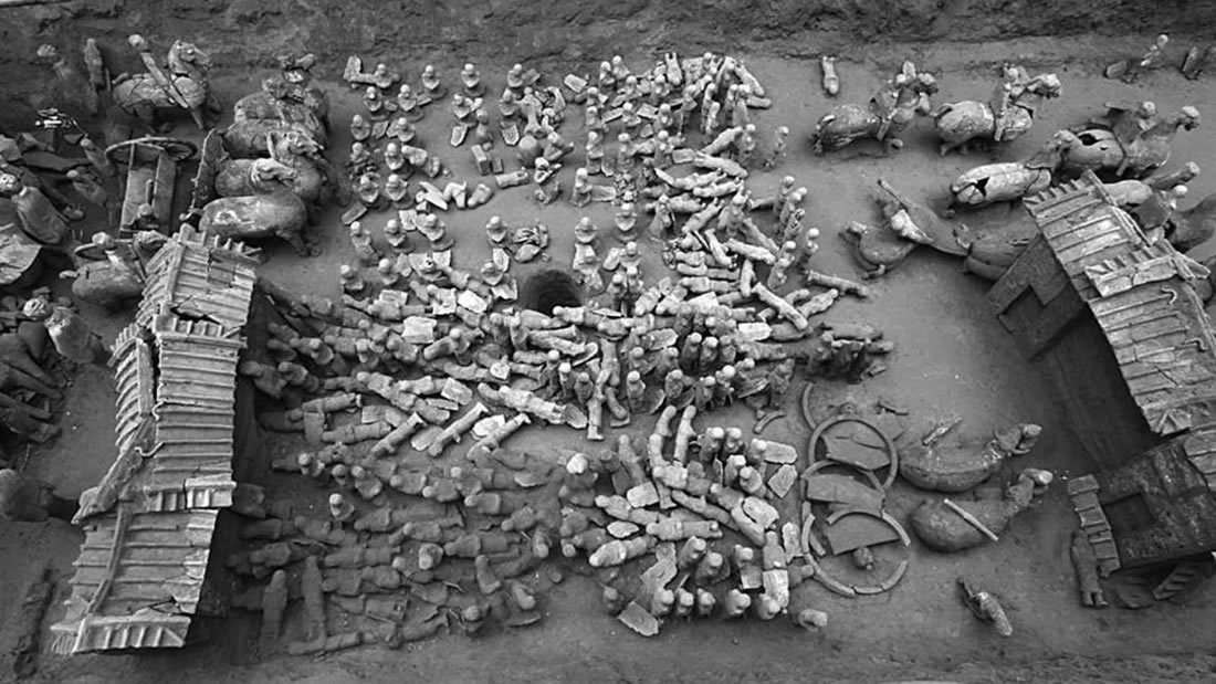 Hallan cientos de pequeños Guerreros de Terracota custodiando una tumba de 2.100 años en China