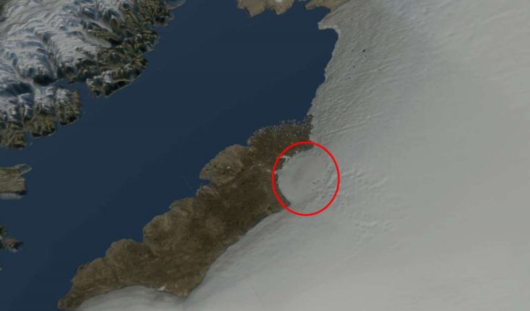 Hallan un cráter del tamaño de una ciudad en Groenlandia y causado por un asteroide Hallan un cráter del tamaño de una ciudad en Groenlandia y causado por un asteroide
