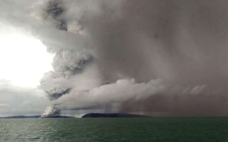 La zona de exclusión alrededor de Anak Krakatoa se ha extendido de dos a cinco kilómetros