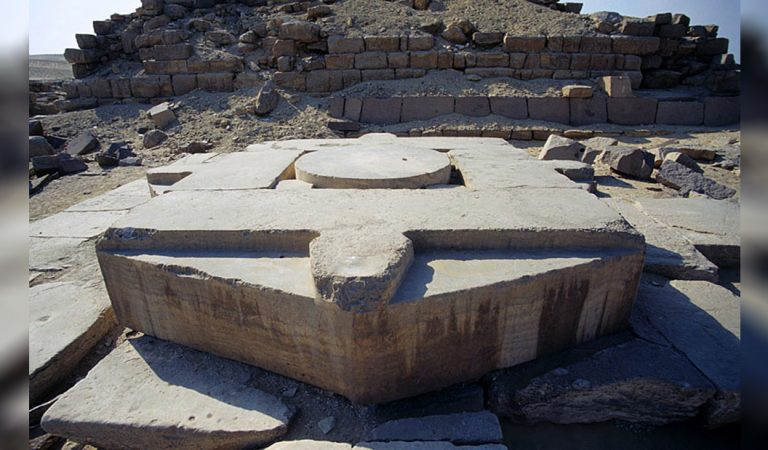 Los Templos Solares de Abu Gurab, ¿puertas estelares? Los Templos Solares de Abu Gurab, ¿puertas estelares?