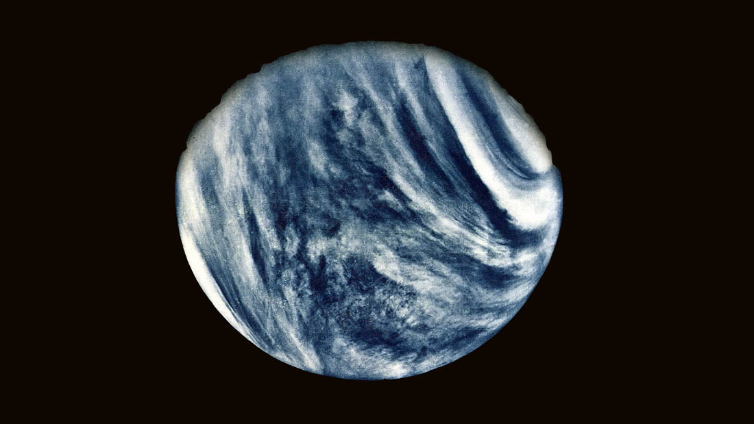 Astrónomos hallan patrones extraños en las nubes de Venus