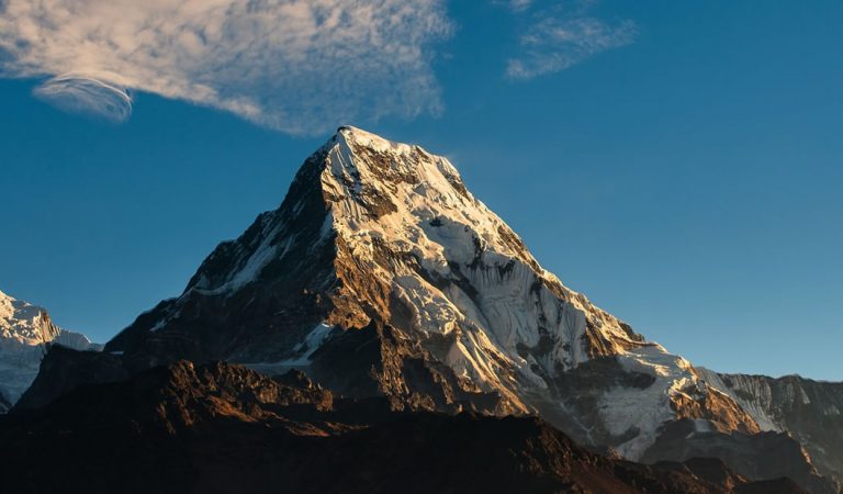 Dos tercios de los glaciares del Himalaya podrían desaparecer a fines de este siglo Dos tercios de los glaciares del Himalaya podrían desaparecer a fines de este siglo
