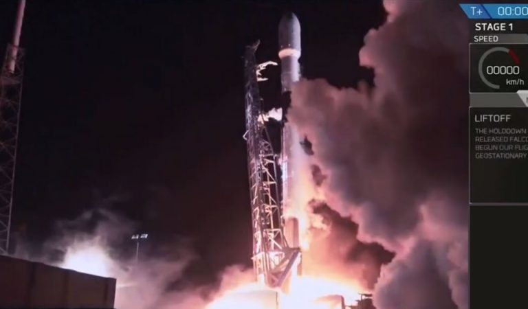 Israel lanza su primera misión a la Luna en un cohete de SpaceX Israel lanza su primera misión a la Luna en un cohete de SpaceX