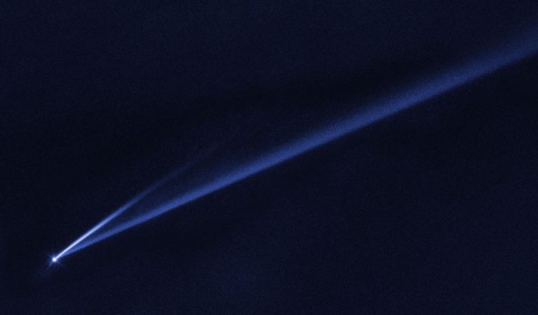 Detectan un raro asteroide en proceso de autodestrucción Detectan un raro asteroide en proceso de autodestrucción