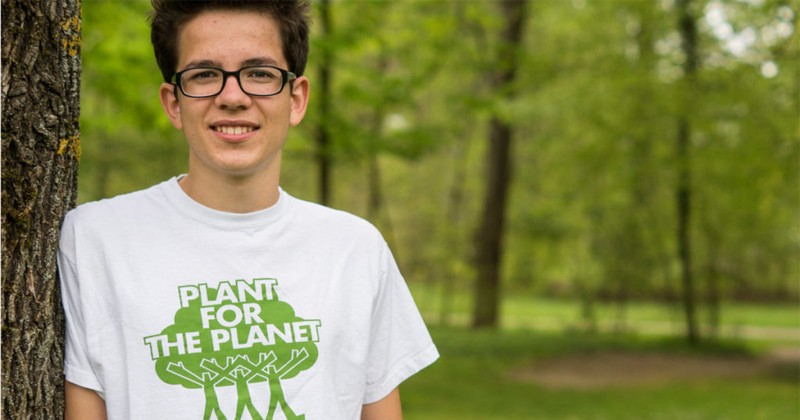 Felix Finkbeiner y su grupo «Plant for the Planet» ha logrado sembrar un millón de árboles en Alemania, y su labor continúa.