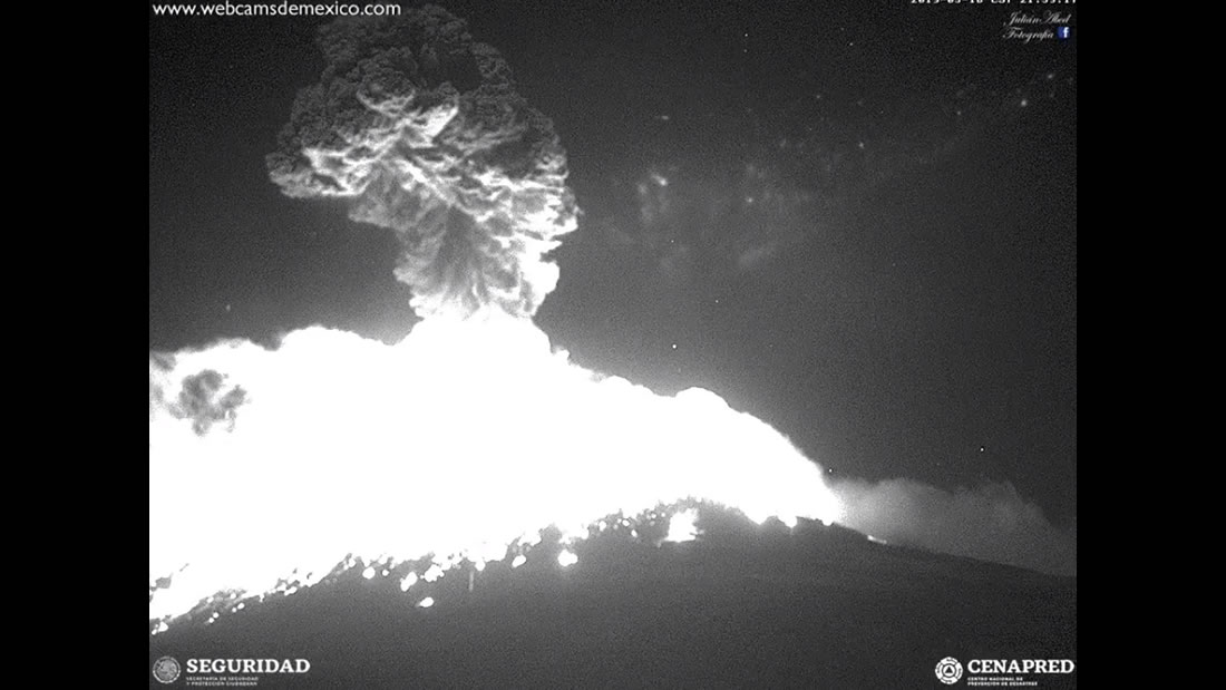 Volcán Popocatépetl explota violentamente lanzando columna de cenizas de 1.2 km de altura