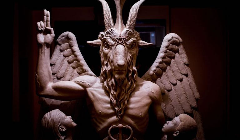 Templo Satánico es reconocido como Iglesia y está ahora exento de impuestos Templo Satánico es reconocido como Iglesia y está ahora exento de impuestos