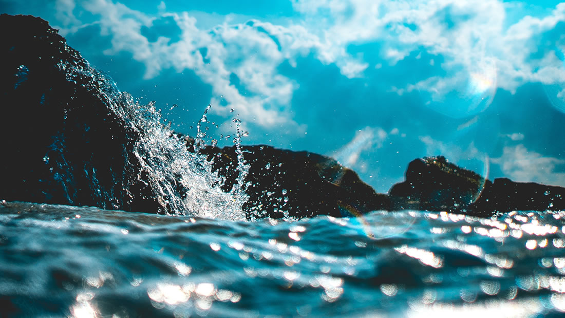 Científicos logran generar energía eléctrica del agua de mar, pero imitando a la naturaleza