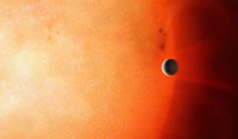 Hallan un «planeta prohibido» que no debería existir tan cerca de su estrella anfitriona Hallan un «planeta prohibido» que no debería existir tan cerca de su estrella anfitriona