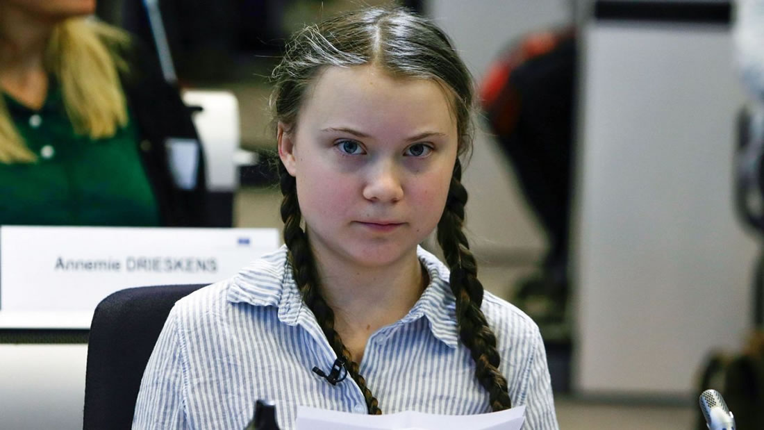 «Mientras nuestros padres debaten el final de Juego de Tronos, el planeta se quema», dice Greta Thunberg