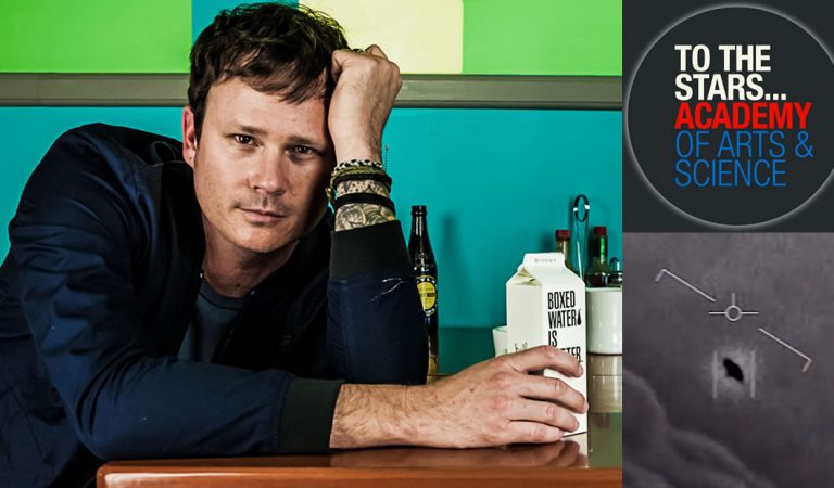 Tom DeLonge el «rock star» que logró lo que los ufólogos no pudieron Tom DeLonge el «rock star» que logró lo que los ufólogos no pudieron