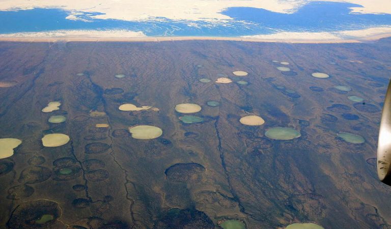 Permafrost en Canadá se está descongelando 70 años antes de lo esperado Permafrost en Canadá se está descongelando 70 años antes de lo esperado