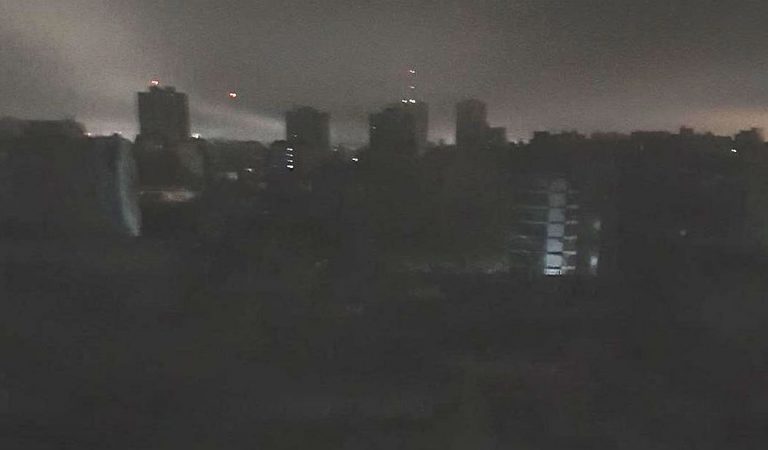Un apagón general deja «sin luz» a Argentina, Uruguay, algunas ciudades de Chile y sur de Brasil Un apagón general deja «sin luz» a Argentina, Uruguay, algunas ciudades de Chile y sur de Brasil