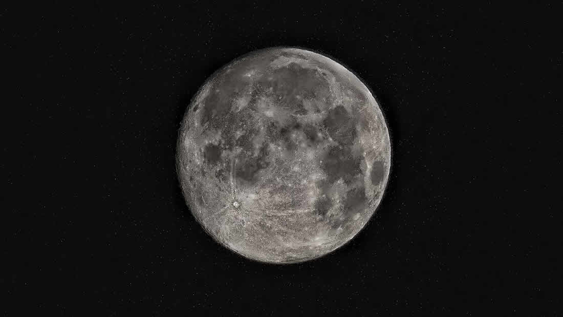 La Luna es mucho más vieja de lo que pensábamos, descubren investigadores