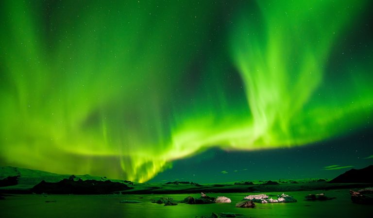Polo Norte magnético de la Tierra está cambiando rápidamente ¿se moverán las auroras boreales? Polo Norte magnético de la Tierra está cambiando rápidamente ¿se moverán las auroras boreales?