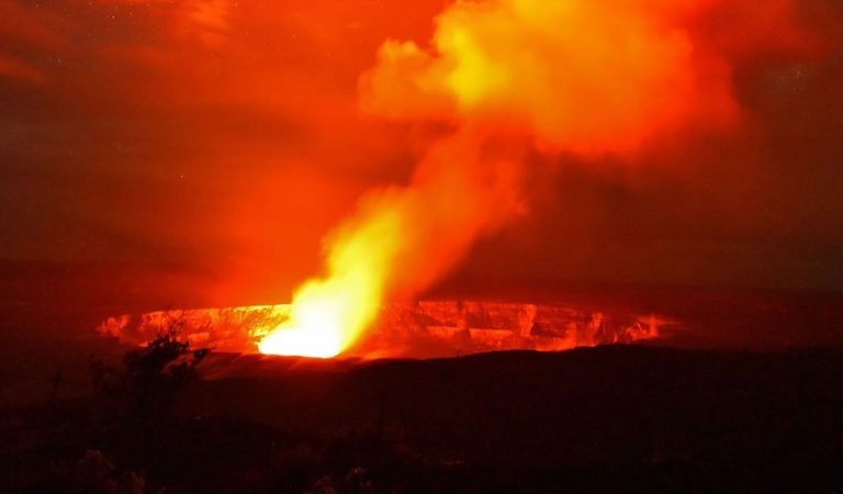 Descubren cien volcanes del «mundo jurásico» ocultos bajo Australia Descubren cien volcanes del «mundo jurásico» ocultos bajo Australia