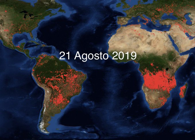 El humo de los incendios en la Amazonía está cubriendo Sudamérica