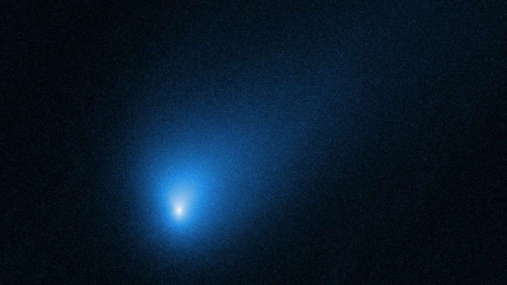 Vista del cometa 2I/Borisov por el Telescopio Espacial Hubble