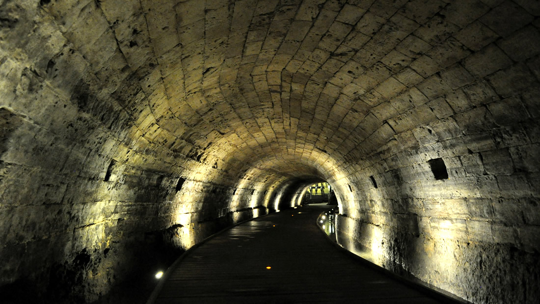Hallan túneles que los Caballeros Templarios habrían usado para transportar sus tesoros perdidos