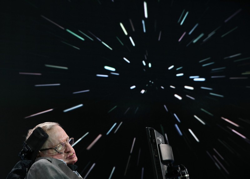 Stephen Hawking tenía planes para una máquina del tiempo
