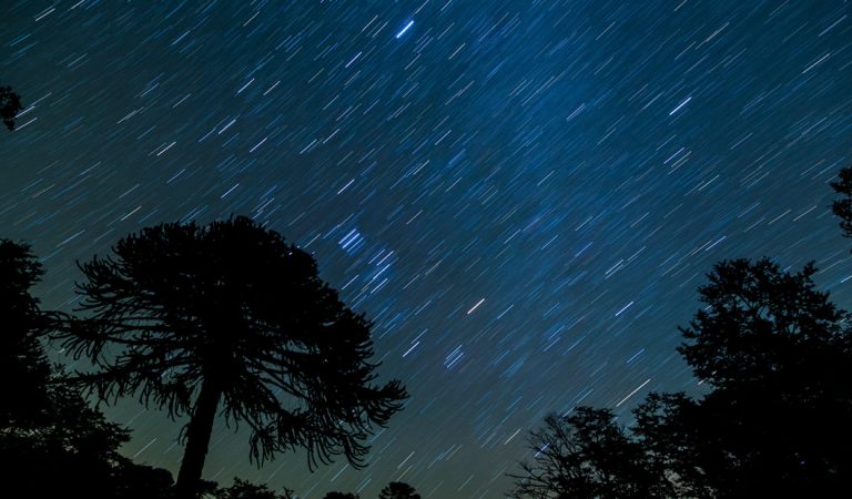 Lluvia de estrellas intensa llega en diciembre y podrás ver hasta 120 meteoros por hora Lluvia de estrellas intensa llega en diciembre y podrás ver hasta 120 meteoros por hora