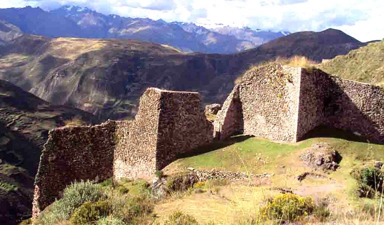 Revelan antigua ciudad inca ubicada a 3.962 metros de altura en los Andes peruanos Revelan antigua ciudad inca ubicada a 3.962 metros de altura en los Andes peruanos