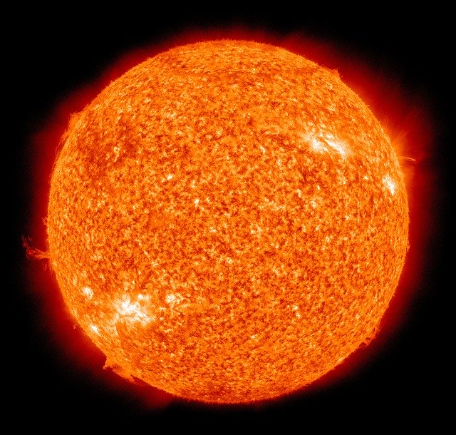 La Teoría del Sol Frío: ¿es el Sol un planeta frío y habitado?