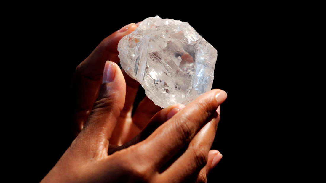 Diamantes a más de 600 kilómetros bajo la superficie podrían explicar misteriosos terremotos