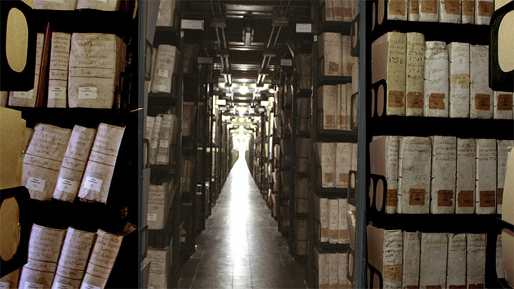 Científico ruso afirma haber encontrado «documentos OVNI» en Archivos del Vaticano