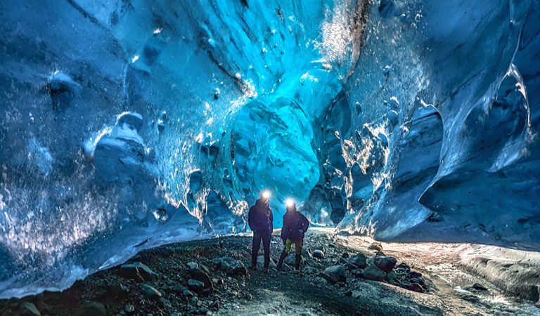 Científicos hallan virus antiguos y desconocidos en un glaciar Científicos hallan virus antiguos y desconocidos en un glaciar