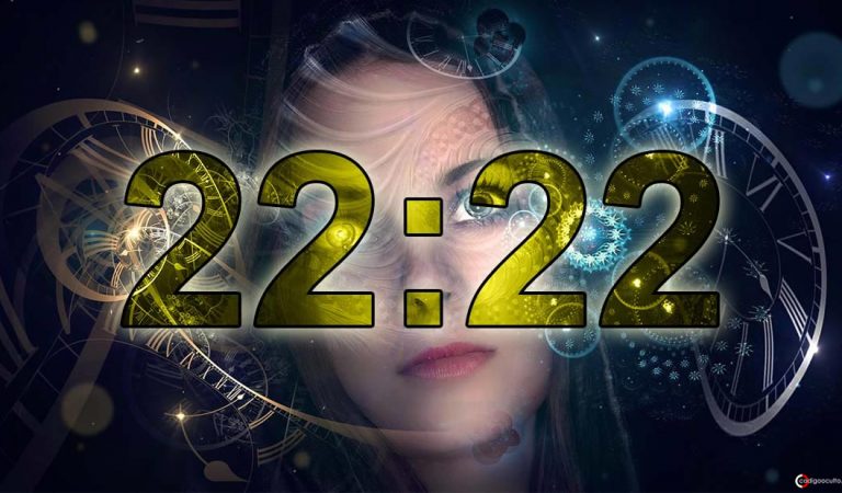 ¿Qué pasa si ves el número 22:22 repetidamente? Una «hora espejo» con significado ¿Qué pasa si ves el número 22:22 repetidamente? Una «hora espejo» con significado