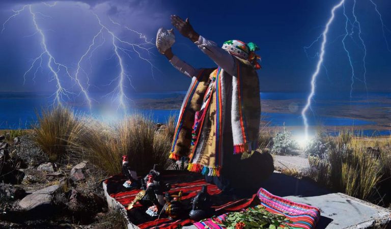 Altomisayoq: conexión en los Andes entre los dioses Incas y la Tierra Altomisayoq: conexión en los Andes entre los dioses Incas y la Tierra