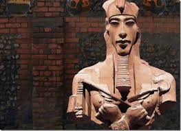 Akenatón: ¿un faraón alienígena en el antiguo Egipto?