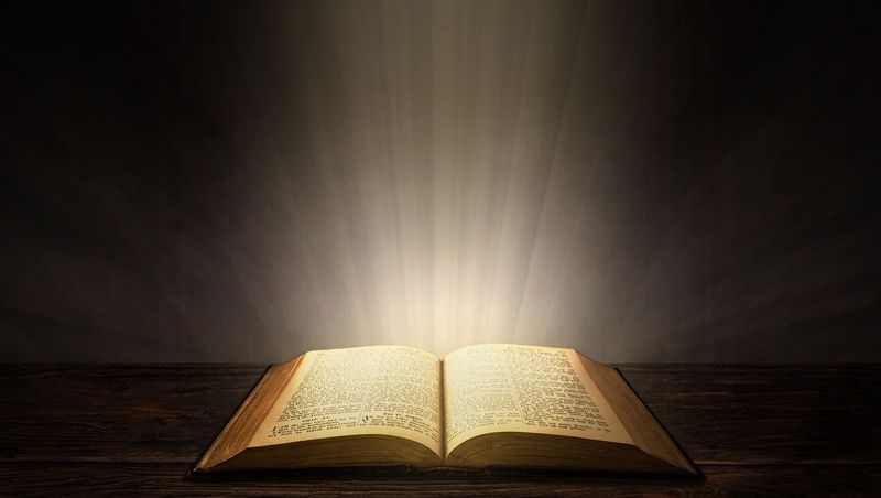 Estudioso de la Biblia afirma que Sellos del Libro de Apocalipsis están rotos