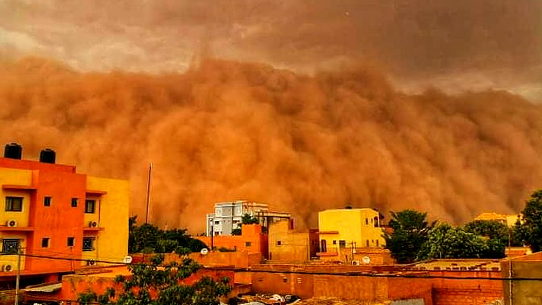 Enorme nube de polvo «apocalíptica» cubre la capital de Níger en África (Vídeo)