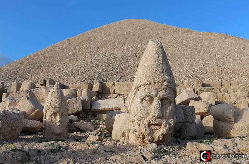 Nemrut Dağ: la montaña de los antiguos dioses